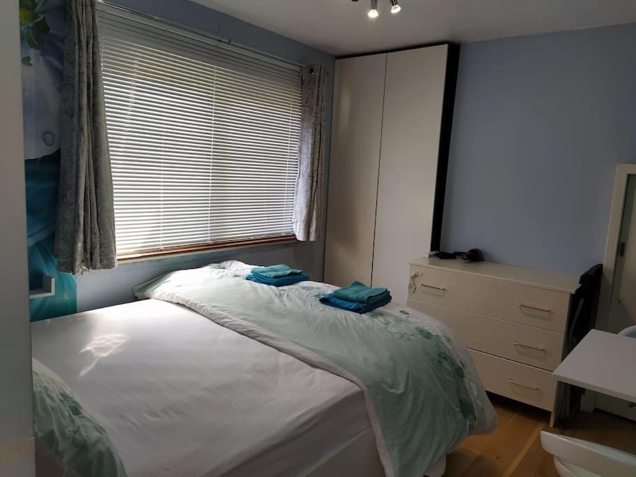 Studio Flat, Frequent Buses, 1-minute Walk To Bus Stop, 15 Minutes To City Center Appartement